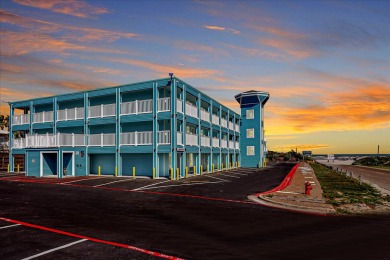 Lake House Beachfront Hotel! Great Views, Pool, Golf Cart accessible, Located In Town!, , on Gulf of Mexico - Port Aransas in Texas - Lakehouse Vacation Rental - Lake Home for rent on LakeHouseVacations.com