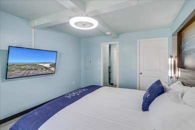 Lake House Beachfront Hotel! Great Views, Pool, Golf Cart accessible, Located In Town!, , on Gulf of Mexico - Port Aransas in Texas - Lakehouse Vacation Rental - Lake Home for rent on LakeHouseVacations.com