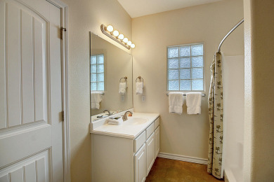 Lake House Beautiful condo with slope entry community pool!, , on Gulf of Mexico - Port Aransas in Texas - Lakehouse Vacation Rental - Lake Home for rent on LakeHouseVacations.com
