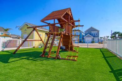 Lake House Beautiful condo with slope entry community pool!, , on Gulf of Mexico - Port Aransas in Texas - Lakehouse Vacation Rental - Lake Home for rent on LakeHouseVacations.com
