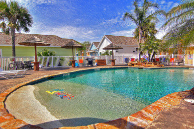 Lake House Beautiful condo with slope entry community pool!, , on Gulf of Mexico - Port Aransas in Texas - Lakehouse Vacation Rental - Lake Home for rent on LakeHouseVacations.com