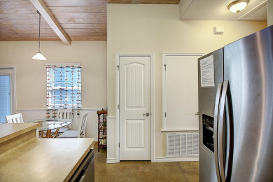 Lake House Beautiful condo with slope entry community pool!, , on Gulf of Mexico - Port Aransas in Texas - Lakehouse Vacation Rental - Lake Home for rent on LakeHouseVacations.com