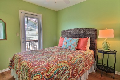 Lake House Beautiful pet friendly condo, just a short walk to the beach. Community pool!, , on Gulf of Mexico - Port Aransas in Texas - Lakehouse Vacation Rental - Lake Home for rent on LakeHouseVacations.com