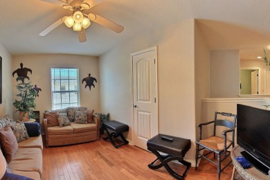 Lake House Beautiful pet friendly condo, just a short walk to the beach. Community pool!, , on Gulf of Mexico - Port Aransas in Texas - Lakehouse Vacation Rental - Lake Home for rent on LakeHouseVacations.com