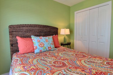 Lake House Beautiful pet friendly condo, just a short walk to the beach. Community pool!, , on Gulf of Mexico - Port Aransas in Texas - Lakehouse Vacation Rental - Lake Home for rent on LakeHouseVacations.com