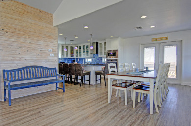 Lake House Upscale home! Beach Access! Community Pool, , on Gulf of Mexico - Port Aransas in Texas - Lakehouse Vacation Rental - Lake Home for rent on LakeHouseVacations.com