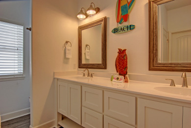 Lake House Upscale home! Beach Access! Community Pool, , on Gulf of Mexico - Port Aransas in Texas - Lakehouse Vacation Rental - Lake Home for rent on LakeHouseVacations.com