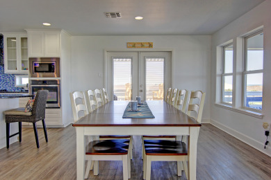 Lake House Upscale home! Beach Access! Community Pool, , on Gulf of Mexico - Port Aransas in Texas - Lakehouse Vacation Rental - Lake Home for rent on LakeHouseVacations.com