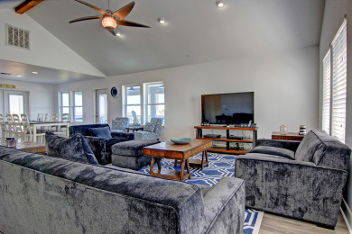 Lake House Upscale home! Beach Access! Community Pool, , on Gulf of Mexico - Port Aransas in Texas - Lakehouse Vacation Rental - Lake Home for rent on LakeHouseVacations.com