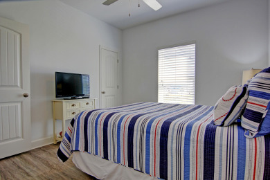 Lake House Upscale home! Beach Access! Community Pool, , on Gulf of Mexico - Port Aransas in Texas - Lakehouse Vacation Rental - Lake Home for rent on LakeHouseVacations.com