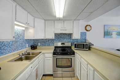 Lake House Adorable condo with beach access and community pool!, , on Gulf of Mexico - Port Aransas in Texas - Lakehouse Vacation Rental - Lake Home for rent on LakeHouseVacations.com