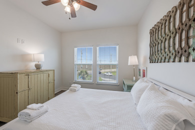 Lake House Spacious pet friendly beach house, boardwalk access, community pool!, , on Gulf of Mexico - Port Aransas in Texas - Lakehouse Vacation Rental - Lake Home for rent on LakeHouseVacations.com