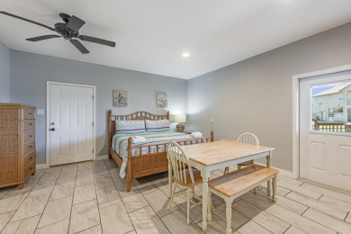 Lake House Spacious pet friendly beach house, boardwalk access, community pool!, , on Gulf of Mexico - Port Aransas in Texas - Lakehouse Vacation Rental - Lake Home for rent on LakeHouseVacations.com