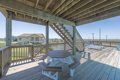 Lake House Spacious pet friendly beach house, boardwalk access, community pool!, , on Gulf of Mexico - Port Aransas in Texas - Lakehouse Vacation Rental - Lake Home for rent on LakeHouseVacations.com