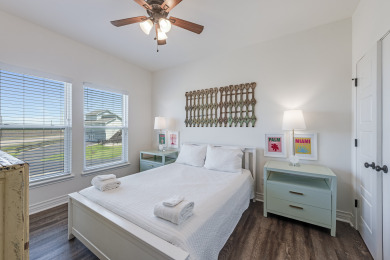 Lake House Spacious pet friendly beach house, boardwalk access, community pool!, , on Gulf of Mexico - Port Aransas in Texas - Lakehouse Vacation Rental - Lake Home for rent on LakeHouseVacations.com