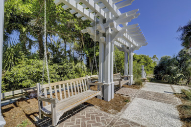 Lake House Oceanfront complex with pool & spa, only steps from beach & Coligny Plaza, , on Atlantic Ocean - Hilton Head Island in South Carolina - Lakehouse Vacation Rental - Lake Home for rent on LakeHouseVacations.com