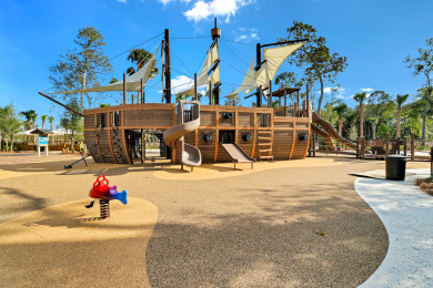 Lake House Oceanfront 3 bedroom with community pool & spa, only steps from beach , , on Atlantic Ocean - Hilton Head Island in South Carolina - Lakehouse Vacation Rental - Lake Home for rent on LakeHouseVacations.com