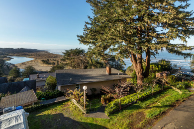 Lake House The Sandpiper - Great location w magical ocean views!, , on Pacific Ocean - Trinidad in California - Lakehouse Vacation Rental - Lake Home for rent on LakeHouseVacations.com
