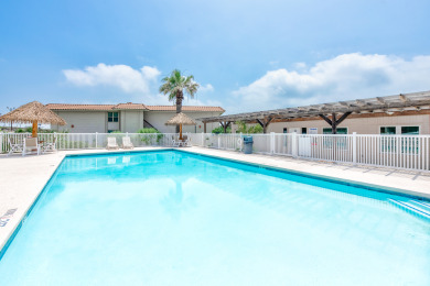 Lake House 2br condo, sleeps 6, community pool, boardwalk to the beach, , on Gulf of Mexico - Port Aransas in Texas - Lakehouse Vacation Rental - Lake Home for rent on LakeHouseVacations.com