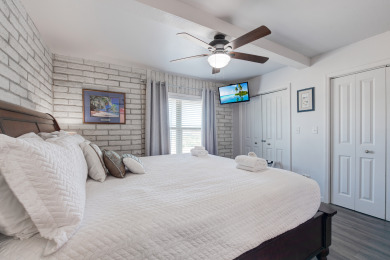 Lake House 2br condo, sleeps 6, community pool, boardwalk to the beach, , on Gulf of Mexico - Port Aransas in Texas - Lakehouse Vacation Rental - Lake Home for rent on LakeHouseVacations.com