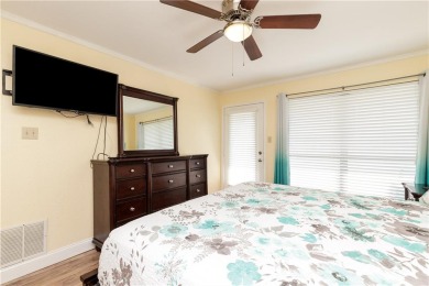 Lake House Beach access, community heated pool & hot tub! Pet friendly!, , on Gulf of Mexico - Corpus Christi in Texas - Lakehouse Vacation Rental - Lake Home for rent on LakeHouseVacations.com