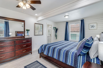 Lake House Charming Pet-Friendly home nestled in Port A, just minutes from the beach!, , on Gulf of Mexico - Port Aransas in Texas - Lakehouse Vacation Rental - Lake Home for rent on LakeHouseVacations.com