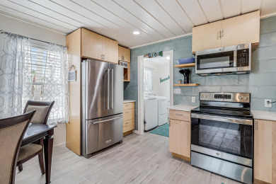 Lake House Charming Pet-Friendly home nestled in Port A, just minutes from the beach!, , on Gulf of Mexico - Port Aransas in Texas - Lakehouse Vacation Rental - Lake Home for rent on LakeHouseVacations.com