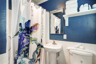 Lake House The cutest cottage in all of Port Aransas! Cottage for 2, Close to the beach, , on Gulf of Mexico - Port Aransas in Texas - Lakehouse Vacation Rental - Lake Home for rent on LakeHouseVacations.com
