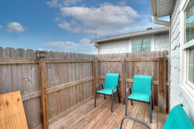 Lake House The cutest cottage in all of Port Aransas! Cottage for 2, Close to the beach, , on Gulf of Mexico - Port Aransas in Texas - Lakehouse Vacation Rental - Lake Home for rent on LakeHouseVacations.com
