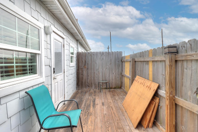 Lake House The cutest cottage in all of Port Aransas! Cottage for 2, Close to the beach, , on Gulf of Mexico - Port Aransas in Texas - Lakehouse Vacation Rental - Lake Home for rent on LakeHouseVacations.com
