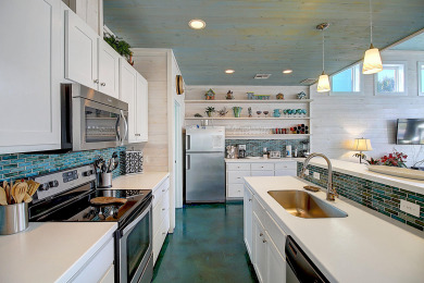 Lake House Pet friendly home in gated Village Walk! 2 heated community pools! , , on Gulf of Mexico - Port Aransas in Texas - Lakehouse Vacation Rental - Lake Home for rent on LakeHouseVacations.com