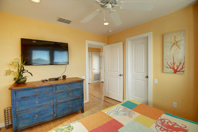 Lake House Pet friendly home in gated Village Walk! 2 heated community pools! , , on Gulf of Mexico - Port Aransas in Texas - Lakehouse Vacation Rental - Lake Home for rent on LakeHouseVacations.com