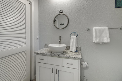 Lake House Inviting coastal condo waiting just for you!, , on Gulf of Mexico - Corpus Christi in Texas - Lakehouse Vacation Rental - Lake Home for rent on LakeHouseVacations.com