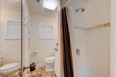 Lake House Pet friendly cottage, fenced yard, located in downtown Port A!, , on Gulf of Mexico - Port Aransas in Texas - Lakehouse Vacation Rental - Lake Home for rent on LakeHouseVacations.com