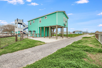 Lake House Wade Into Life! Marina view from the crows nest! Plenty of Parking!, , on Gulf of Mexico - Aransas Bay in Texas - Lakehouse Vacation Rental - Lake Home for rent on LakeHouseVacations.com