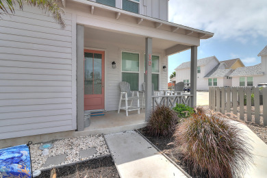 Lake House Coastal cottage, community pool, parking for 2, , on Gulf of Mexico - Port Aransas in Texas - Lakehouse Vacation Rental - Lake Home for rent on LakeHouseVacations.com