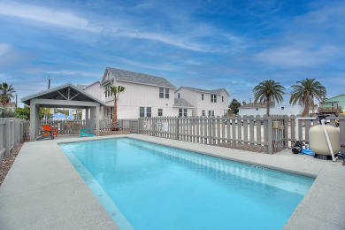 Lake House Coastal cottage, community pool, parking for 2, , on Gulf of Mexico - Port Aransas in Texas - Lakehouse Vacation Rental - Lake Home for rent on LakeHouseVacations.com
