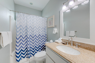 Lake House Pet friendly, Private pool, EV charger, , on Gulf of Mexico - Port Aransas in Texas - Lakehouse Vacation Rental - Lake Home for rent on LakeHouseVacations.com