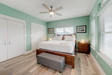 Lake House Pet friendly, Private pool, EV charger, , on Gulf of Mexico - Port Aransas in Texas - Lakehouse Vacation Rental - Lake Home for rent on LakeHouseVacations.com