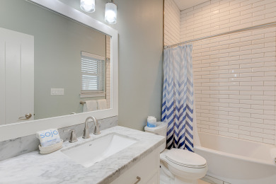 Lake House Pet friendly, Private pool, EV charger, , on Gulf of Mexico - Port Aransas in Texas - Lakehouse Vacation Rental - Lake Home for rent on LakeHouseVacations.com