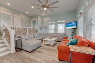 Lake House Pet friendly, Private pool, EV charger, , on Gulf of Mexico - Port Aransas in Texas - Lakehouse Vacation Rental - Lake Home for rent on LakeHouseVacations.com
