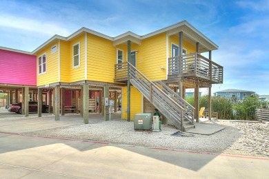 Lake House Awesome island home with a community pool. In the heart of Port Aransas!, , on Gulf of Mexico - Port Aransas in Texas - Lakehouse Vacation Rental - Lake Home for rent on LakeHouseVacations.com