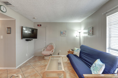 Lake House Cozy and spacious bungalow!, , on Gulf of Mexico - Port Aransas in Texas - Lakehouse Vacation Rental - Lake Home for rent on LakeHouseVacations.com