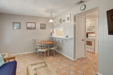 Lake House Cozy and spacious bungalow!, , on Gulf of Mexico - Port Aransas in Texas - Lakehouse Vacation Rental - Lake Home for rent on LakeHouseVacations.com