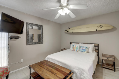 Lake House Cozy and spacious bungalow!, , on Gulf of Mexico - Port Aransas in Texas - Lakehouse Vacation Rental - Lake Home for rent on LakeHouseVacations.com