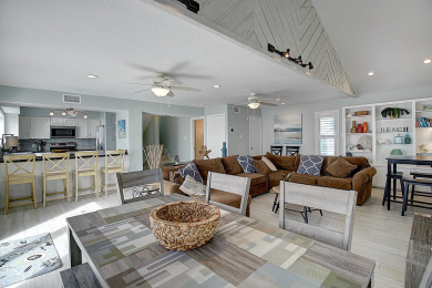 Lake House Lost Colony! Beachfront! Wow, views from within the home! Community Pool!, , on Gulf of Mexico - Port Aransas in Texas - Lakehouse Vacation Rental - Lake Home for rent on LakeHouseVacations.com