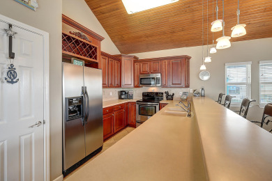 Lake House A pet friendly, spacious home. In-town location, , on Gulf of Mexico - Port Aransas in Texas - Lakehouse Vacation Rental - Lake Home for rent on LakeHouseVacations.com