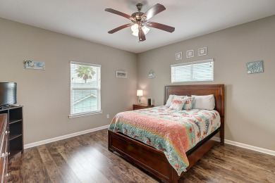 Lake House A pet friendly, spacious home. In-town location, , on Gulf of Mexico - Port Aransas in Texas - Lakehouse Vacation Rental - Lake Home for rent on LakeHouseVacations.com