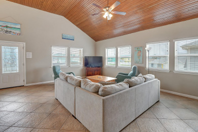 Lake House A pet friendly, spacious home. In-town location, , on Gulf of Mexico - Port Aransas in Texas - Lakehouse Vacation Rental - Lake Home for rent on LakeHouseVacations.com
