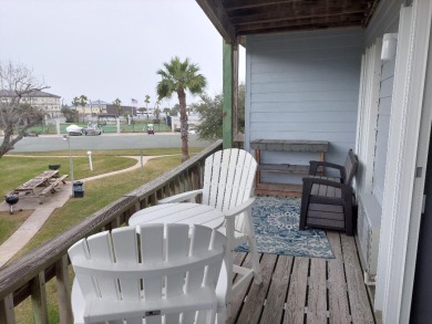 Lake House Quiet and comfortable remodeled studio with sunset views., , on Gulf of Mexico - Port Aransas in Texas - Lakehouse Vacation Rental - Lake Home for rent on LakeHouseVacations.com